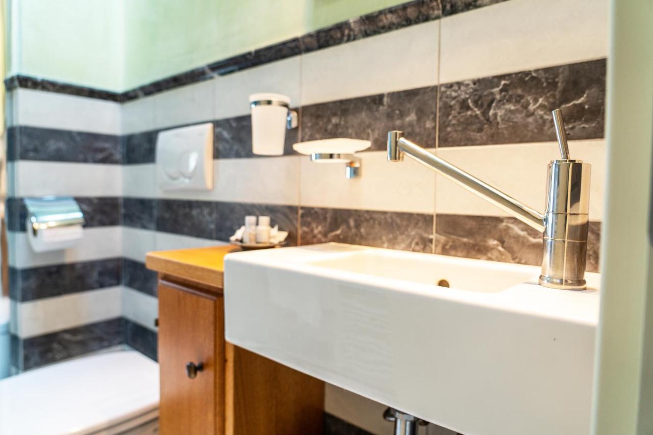 Villa Fenice - Elegant Country House Borgo a Mozzano Esterno foto